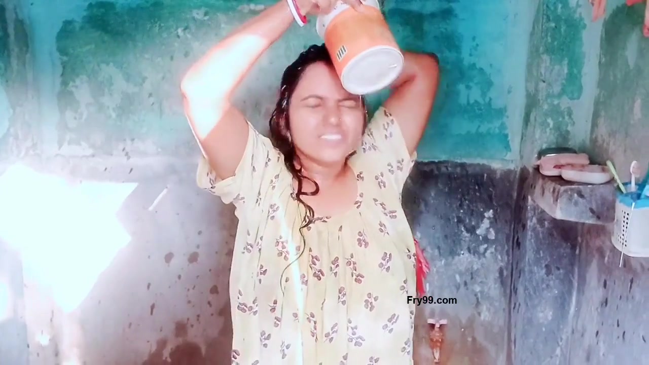 Mili Singha Bathing -Youtuber