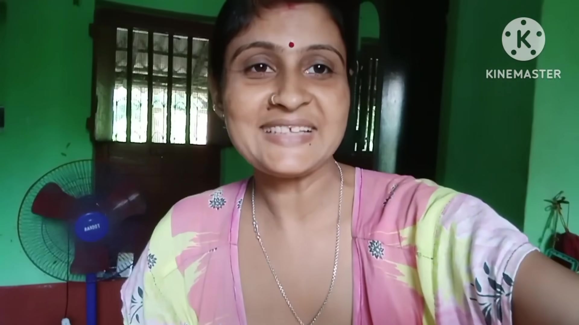 Rasili Bhabi Bed Cleaning