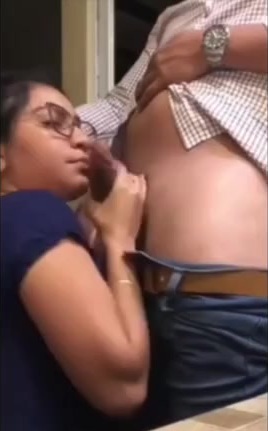 GF Ne BF Ka Lund Chus Ke Apne Muh Par Maal Liya