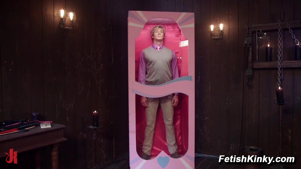 Divine Bitches Mona Wales Sadistic Barbie Breaks Ken Doll Daniel Lament Femdom Pony