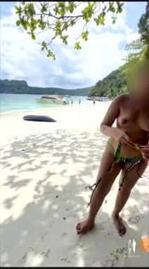 Smriti jain new outdoor beach dare video