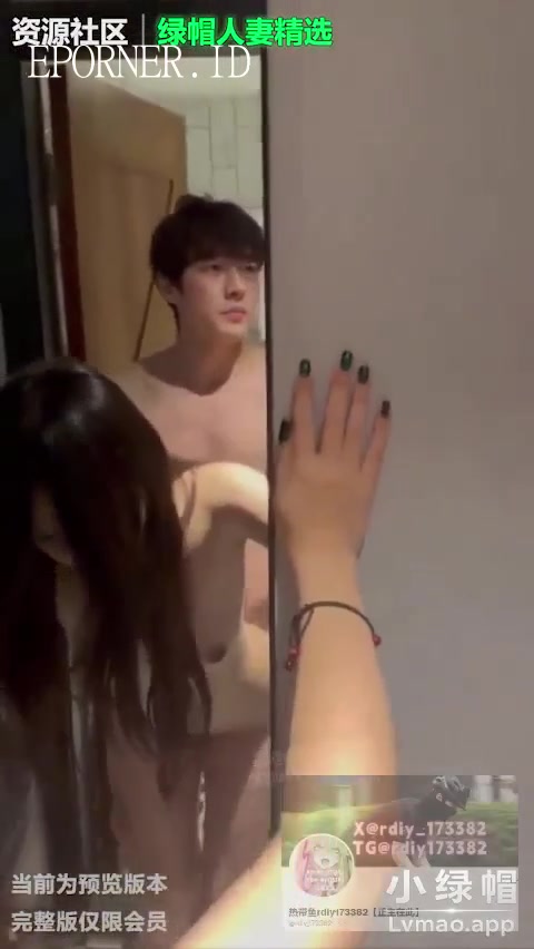 Horny Young Chinese Girl Films Herself in Intense Doggy Style and Gets Creampie