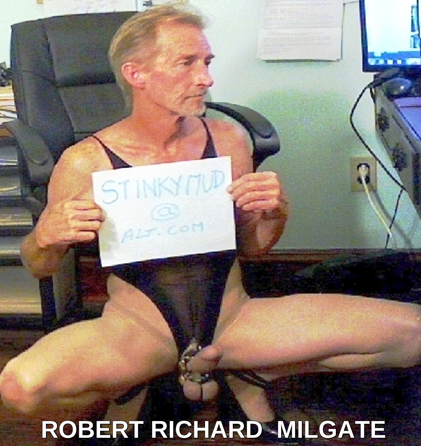 ROBERT RICHARD MILGATE A FREAK IN TAN PANTYHOSE AND HEELS