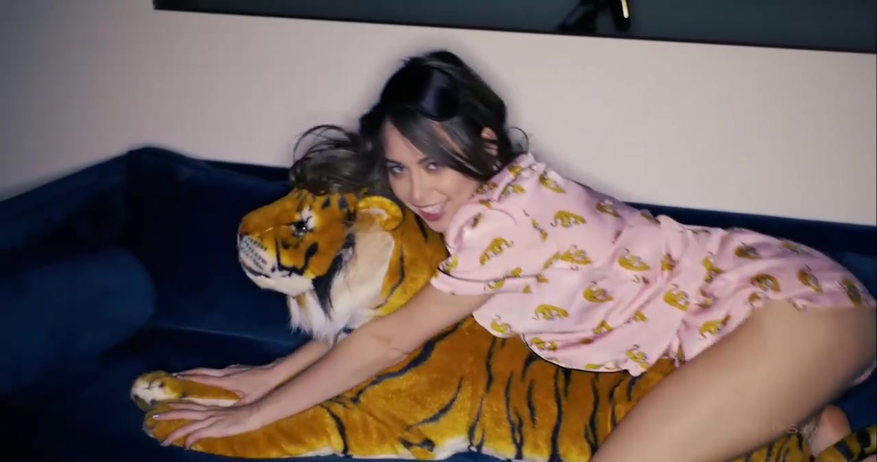Petite nymph adult on a blue sofa wants to cum
