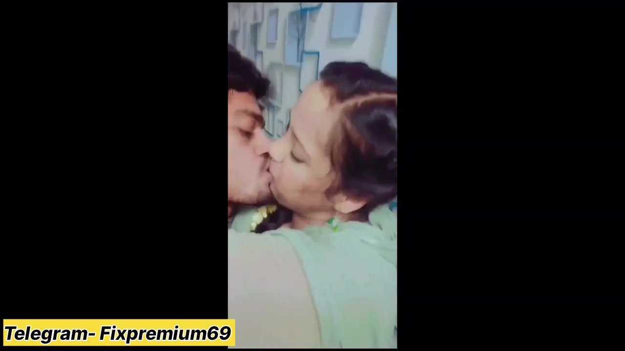 Bhojpuri Bhabhi in Burkha xxx Affair Fucking with Dewar