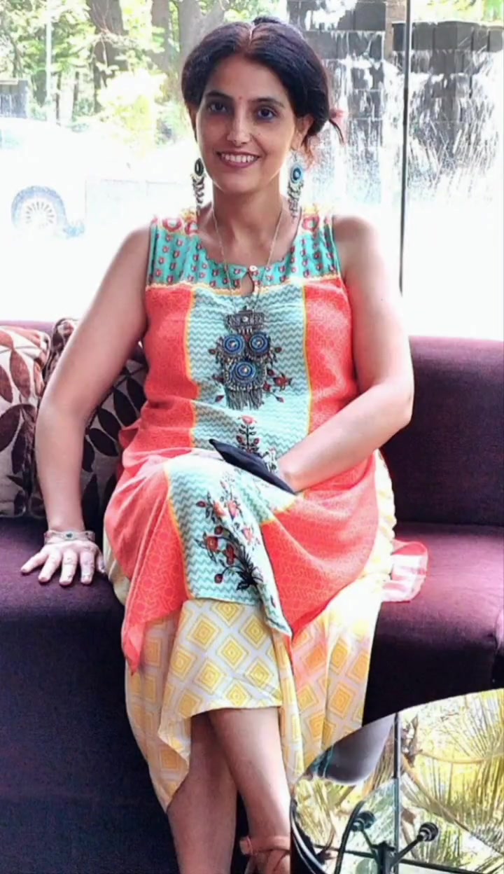Nude Indian milf big boobs big round ass