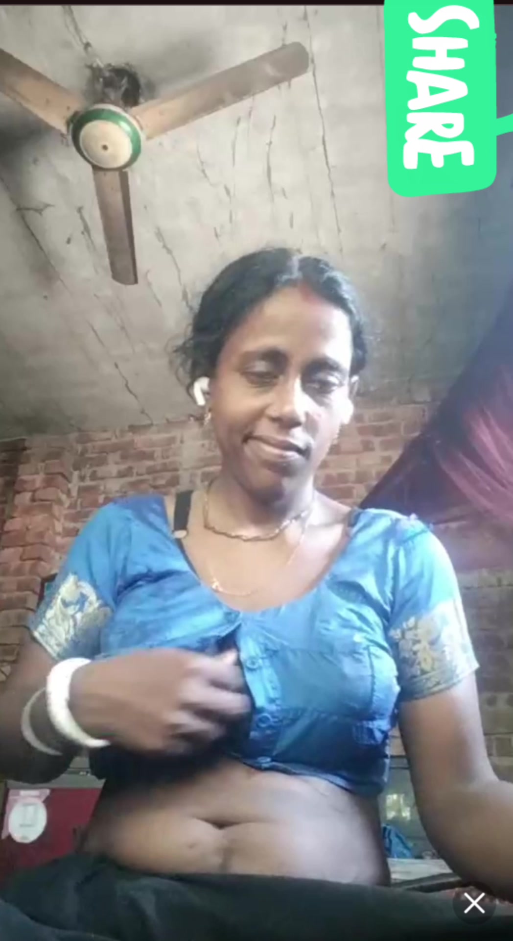 Bangladeshi girl chamet naked show