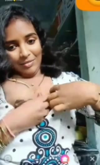 Gouthami reddy manthena showing her Nude milky boobs & Black nipples in video call ???