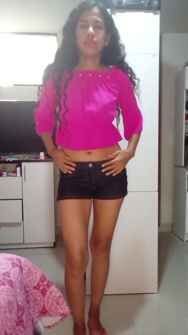 Zorrita graba video caliente para el novio