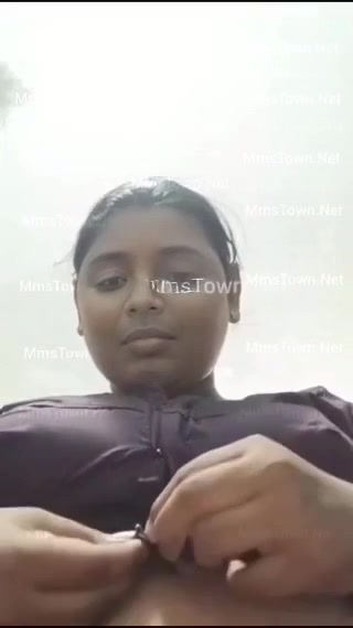 Gouthami reddy manthena removing saree blouse & black sexy bra showing Big boobs in bedroom video xxx viral??