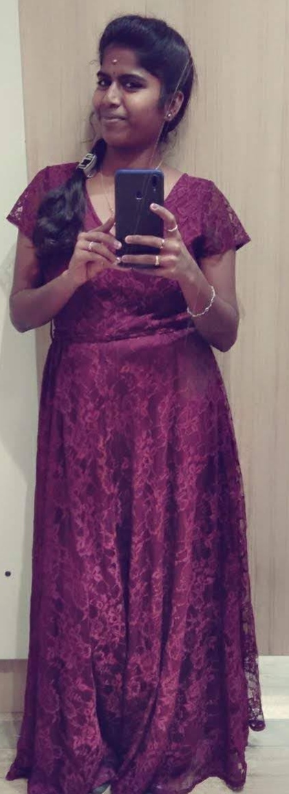 Chennai paid girl Vinothini dress change