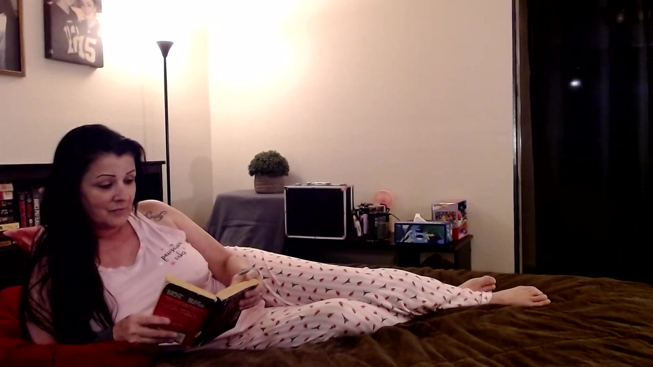 Spoiling Abby 69 Reverse Cowgirl Squat Strapon Pussy Eating