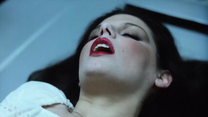 Upscaled : Carolyn Grace