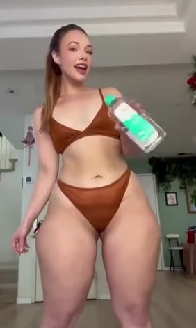 Pawg Clapper